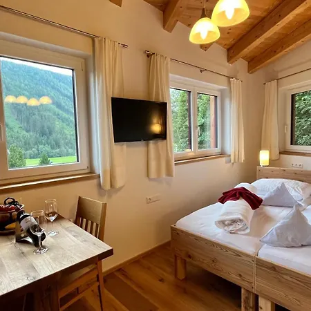 Montanara Apartment & Zimmer Ramsau am Dachstein Exterior photo