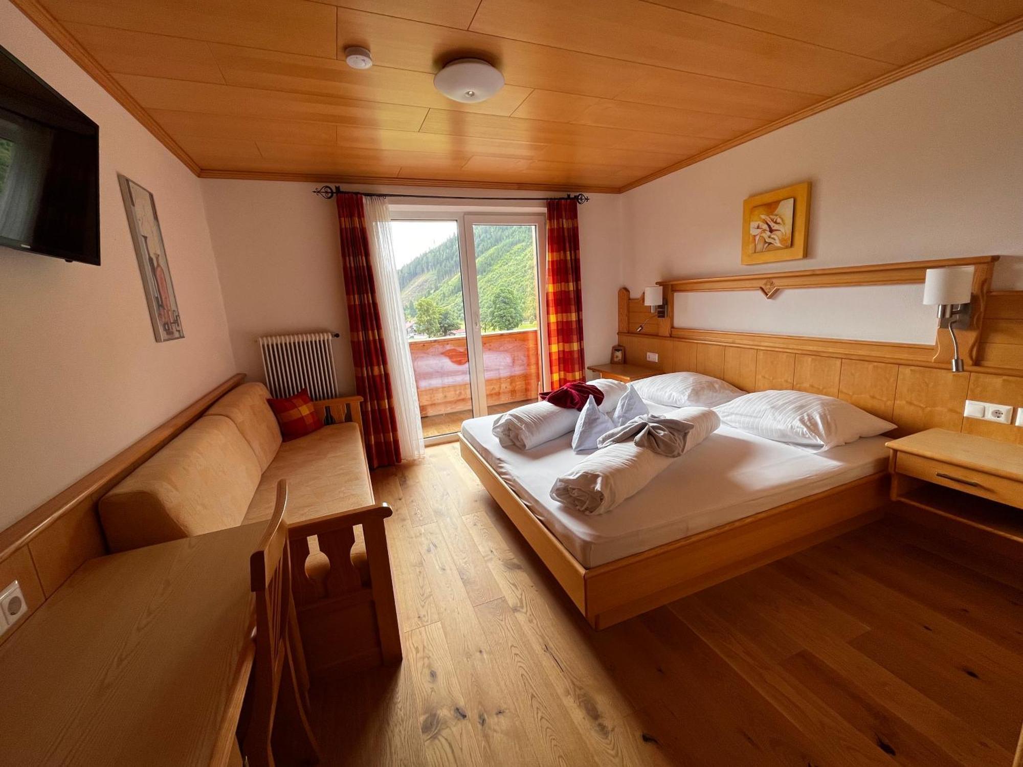 Montanara & Apartment Ramsau am Dachstein